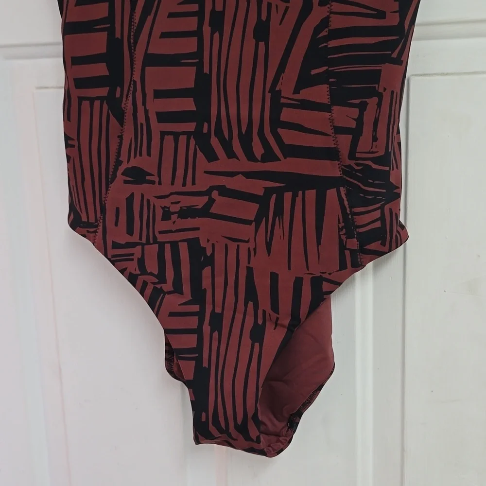 Athleta Sculpted Sienna One Piece